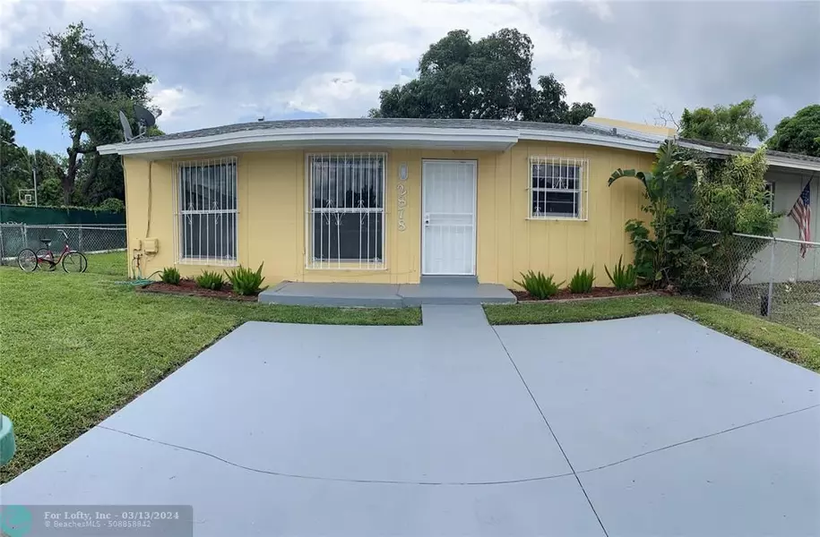 2878 NW 196th St  #., Miami Gardens, FL 33056