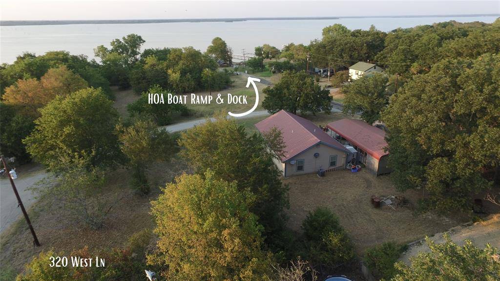 West Tawakoni, TX 75474,320 West Lane