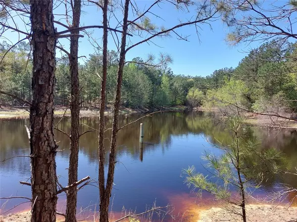 Palestine, TX 75803,1470 ACR 483