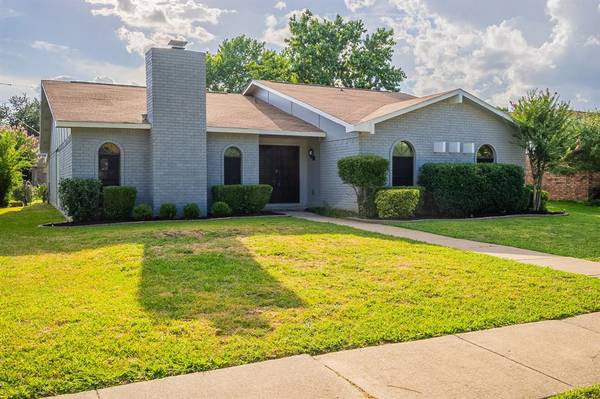 3009 Powell Drive, Rowlett, TX 75088