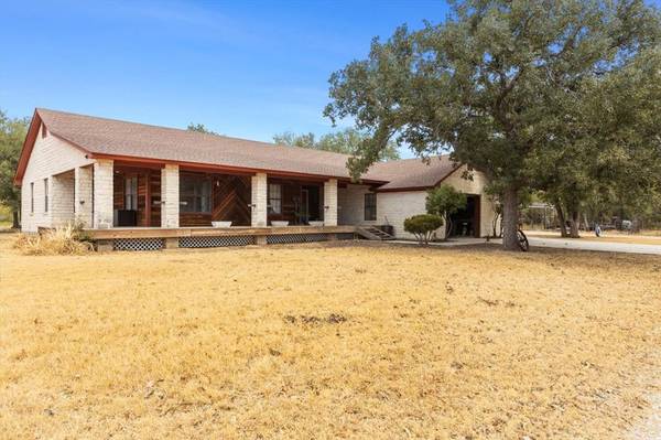 6655 Dobbs Valley Road,  Millsap,  TX 76066