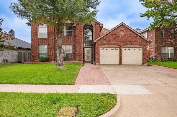 932 Tennis Villa Drive, Arlington, TX 76017