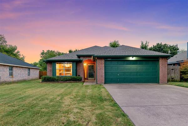 2425 May Lane, Grand Prairie, TX 75050