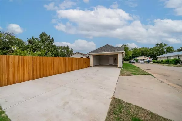 Mckinney, TX 75069,901 Lindsey Street