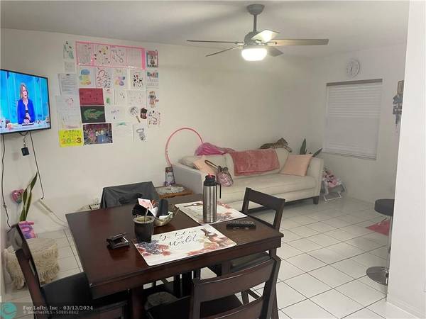 Hollywood, FL 33020,2219 Polk St  #7A