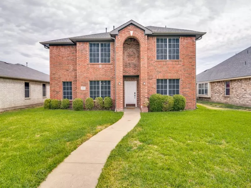 2064 Pinenut Drive, Mesquite, TX 75181