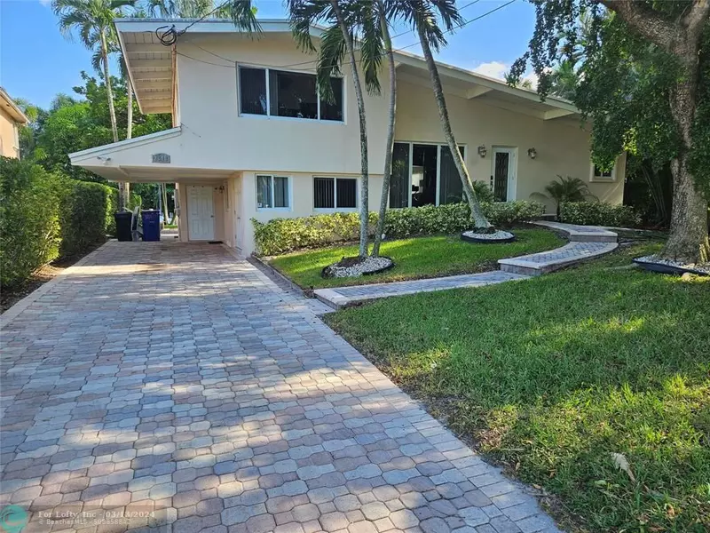 2648 Okeechobee Ln, Fort Lauderdale, FL 33312