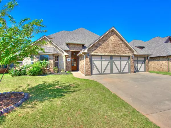 3913 Montclair Drive, Edmond, OK 73013