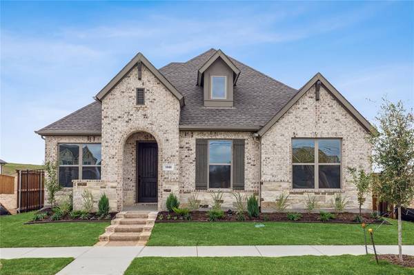 1040 Almond Blossom Circle, Crowley, TX 76036