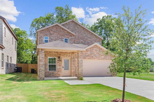 202 W End Street #A, Terrell, TX 75160