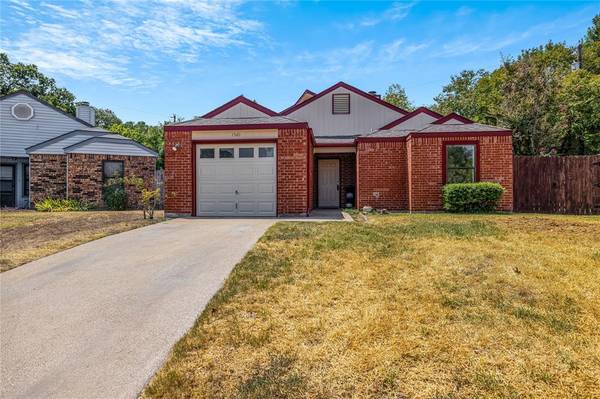 1501 Hux Court, Irving, TX 75060