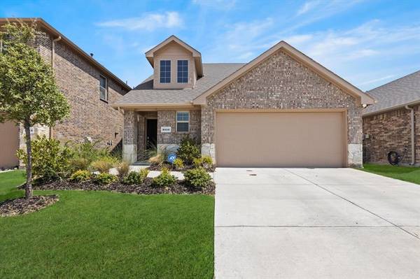 2142 Hobby Drive, Forney, TX 75126