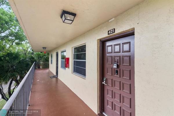 3141 NW 47th Ter  #421,  Lauderdale Lakes,  FL 33319