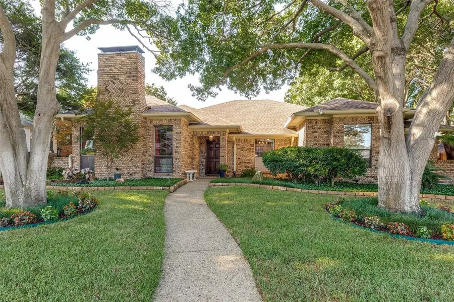 9912 Silvertree Drive, Dallas, TX 75243