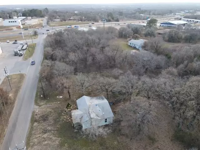 201 N County Road 810, Alvarado, TX 76009