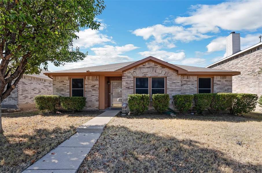 2456 Marimont Lane, Lancaster, TX 75134