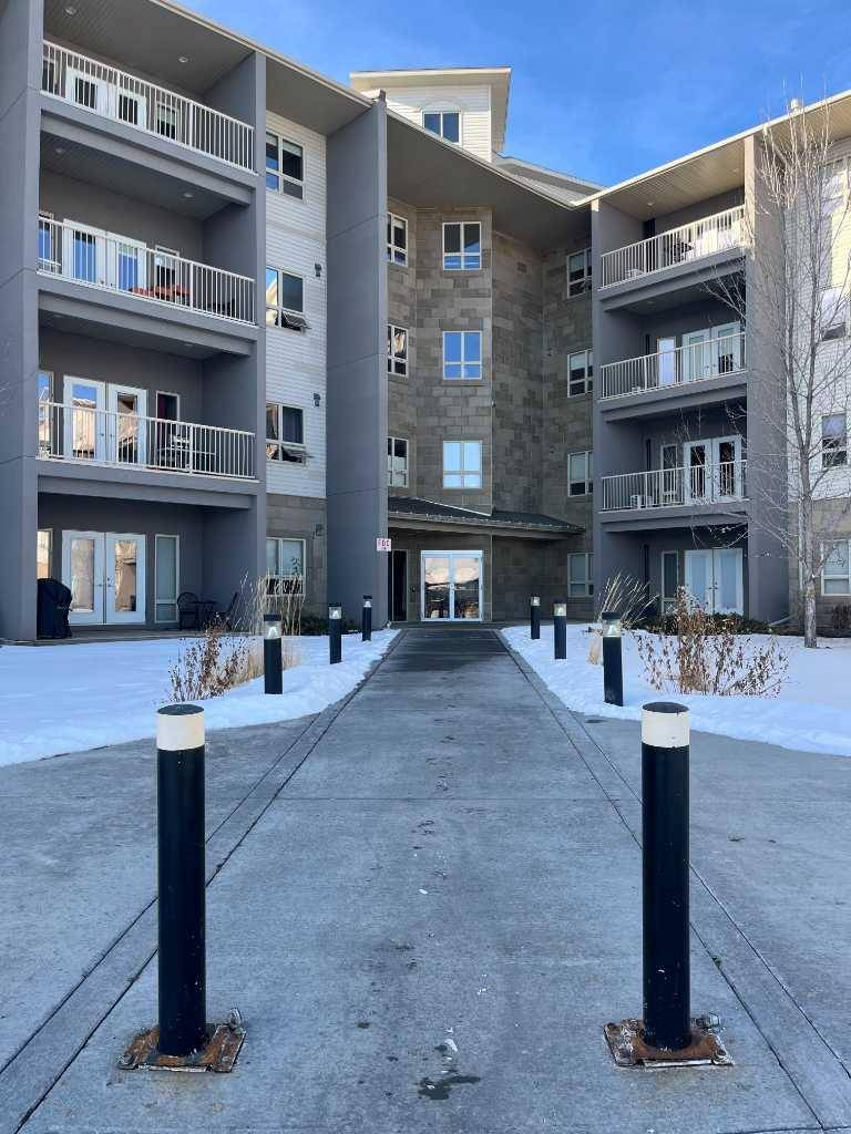 Lloydminster, AB T9V 3L9,4102 69 AVE #205