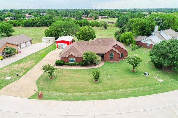 204 Tejas Drive, Sanger, TX 76266