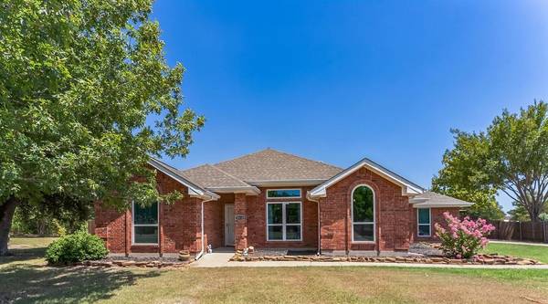 10114 Carlton Parkway, Waxahachie, TX 75165