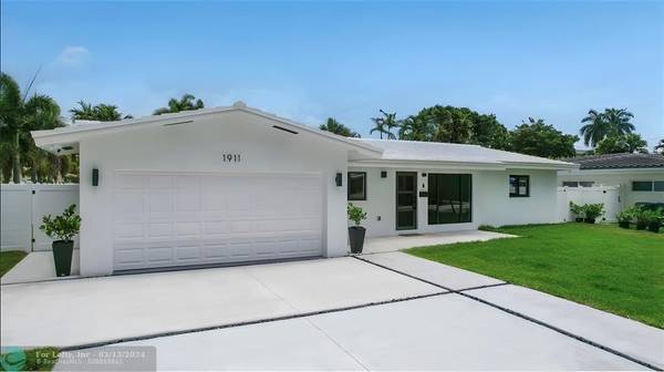 1911 NE 43rd St, Oakland Park, FL 33308