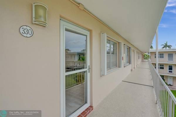 Pompano Beach, FL 33062,1481 S Ocean Blvd  #330C