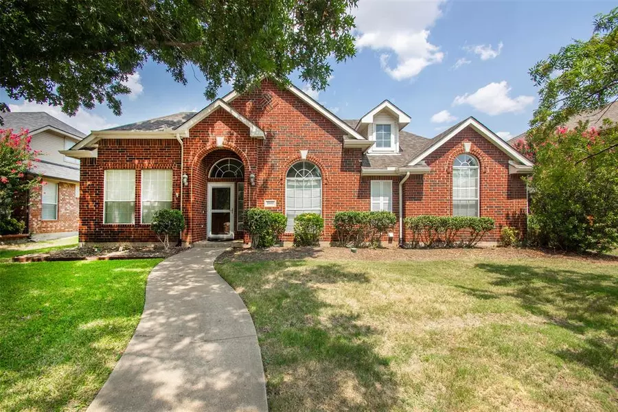 1644 Chase Oaks Court, Frisco, TX 75036