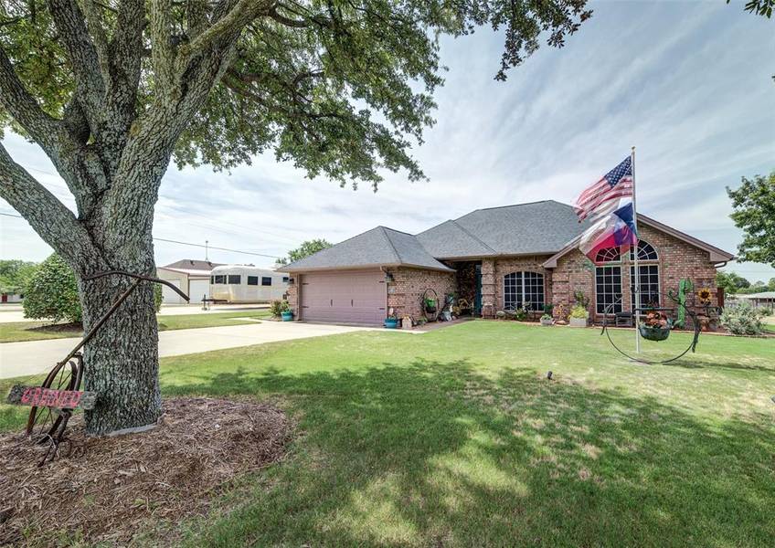 140 Bluebonnet Drive, Decatur, TX 76234