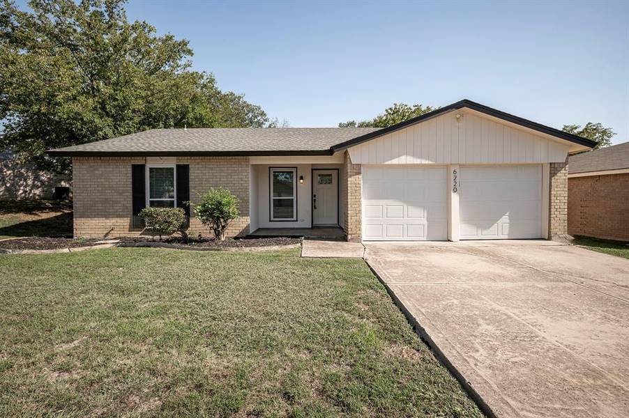 6220 Sunnybrook Drive, Watauga, TX 76148