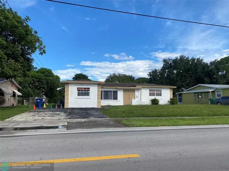 2360 NW 47th Ave, Lauderhill, FL 33313