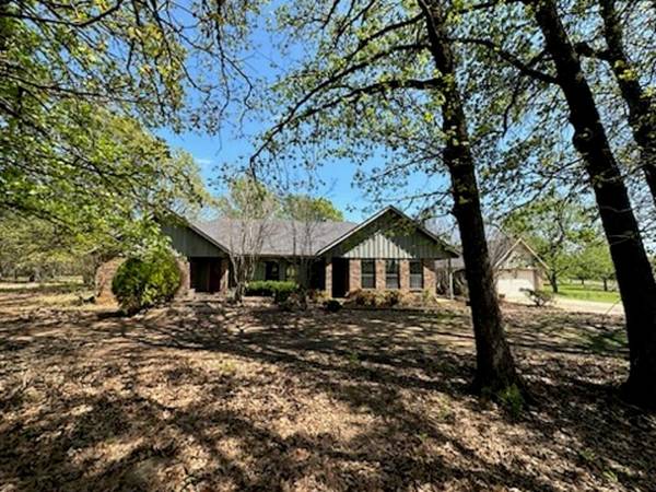 441 County Road 43340, Paris, TX 75462