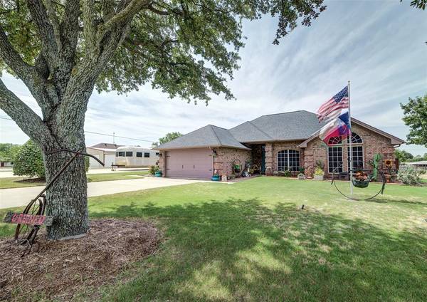 140 Bluebonnet Drive, Decatur, TX 76234