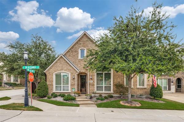 2501 Sir Alexander Lane, Lewisville, TX 75056