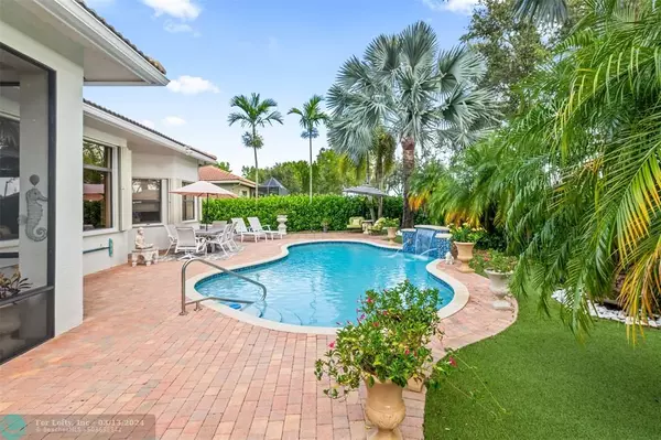 Delray Beach, FL 33446,9266 Isles Cay Dr