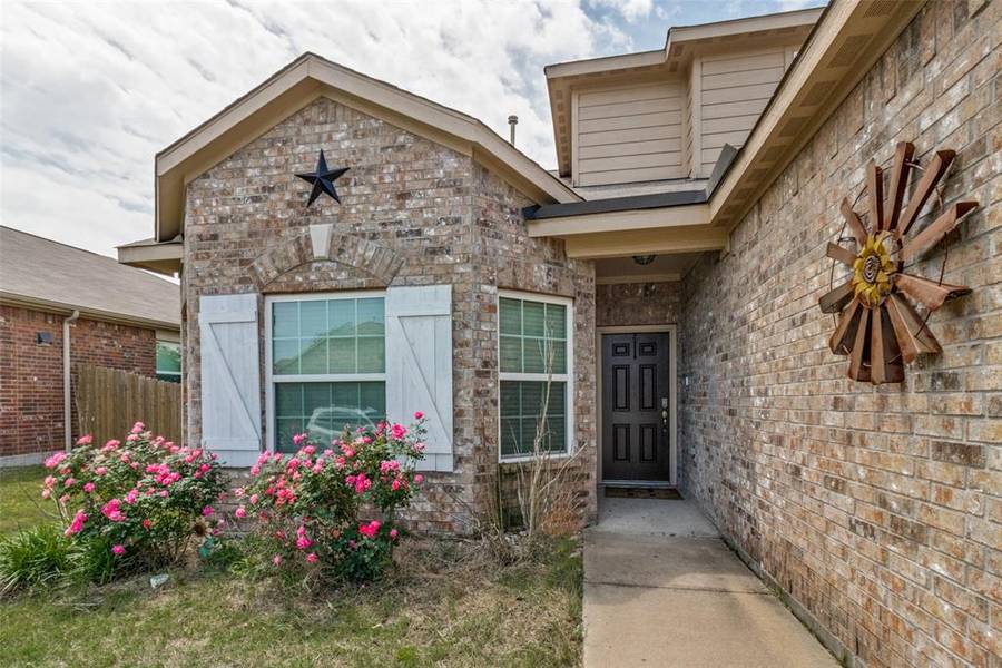 9425 Plum Court, Forney, TX 75126