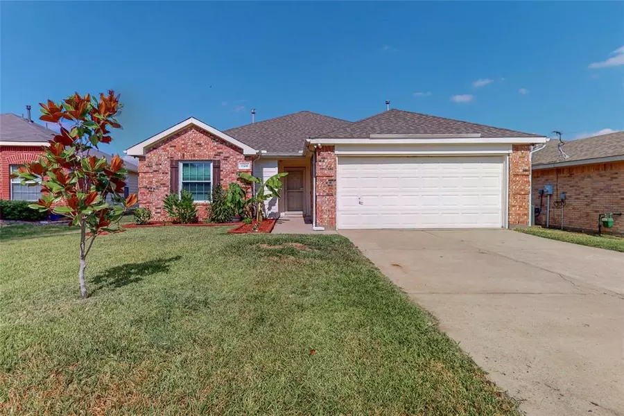 1128 Singletree Drive, Forney, TX 75126