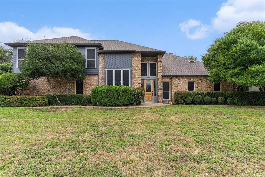 715 E Wheatland Road, Duncanville, TX 75116