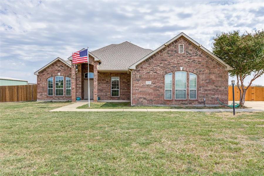 1004 Macadamia Street, Venus, TX 76084