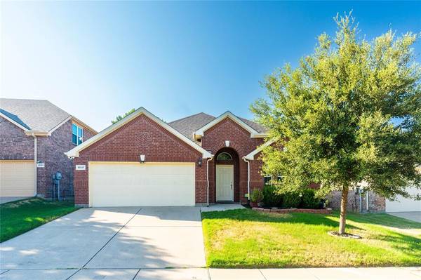 10117 Longranger Drive,  Fort Worth,  TX 76053