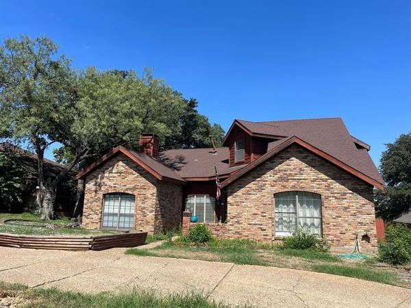 2723 Spyglass Drive, Carrollton, TX 75007