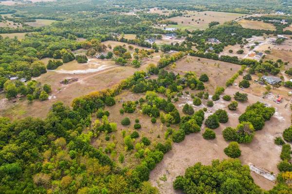 Van Alstyne, TX 75495,1202 Oxford Crossing Road