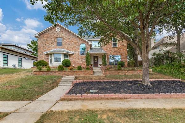 2213 Wren Lane, Lewisville, TX 75077