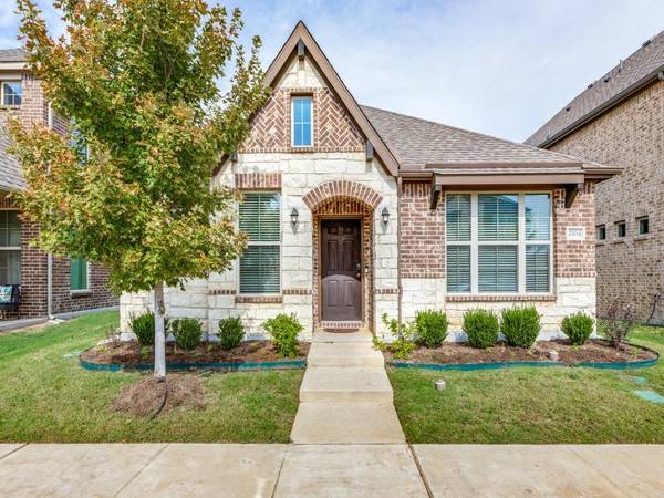 2104 Barx Drive, Little Elm, TX 75068