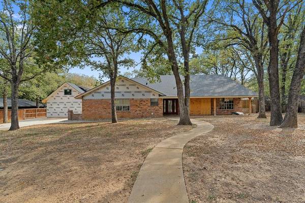 413 Live Oak Drive, Colleyville, TX 76034