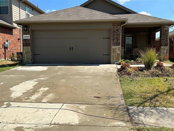 2568 Russell Street, Crandall, TX 75114