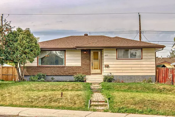 Calgary, AB T2A 3K9,167 Marlyn PL NE