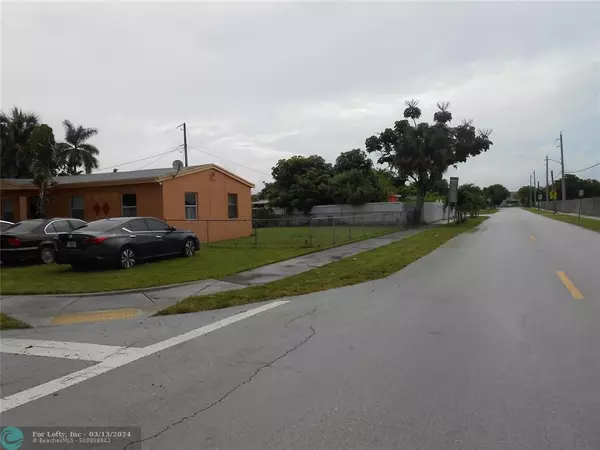 Miami Gardens, FL 33054,Address not disclosed