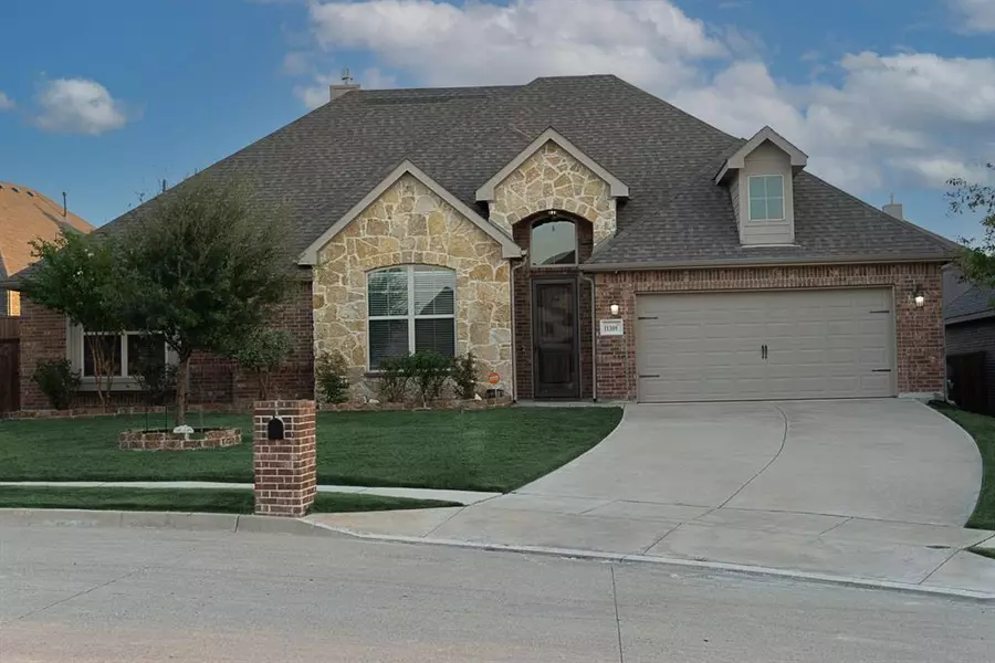 11309 Denet Creek Lane, Fort Worth, TX 76108