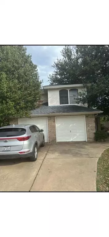 Fort Worth, TX 76112,5182 Meadow Court