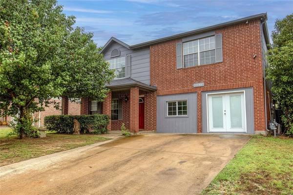 7148 Lanyon Drive, Dallas, TX 75227