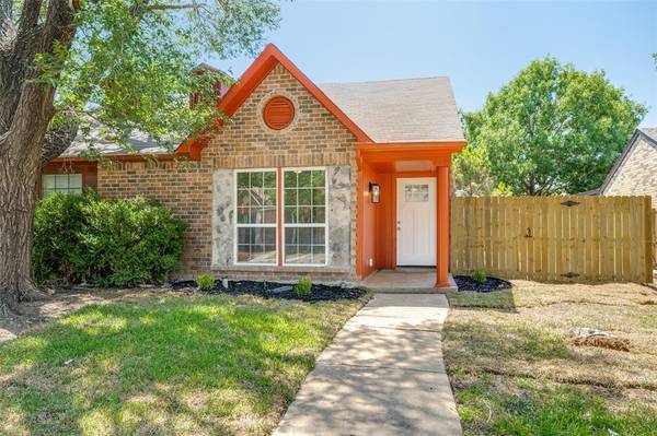 4405 Chapman Street, The Colony, TX 75056